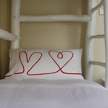 Bed and Breakfast Casa Hamilton Эдинбург Экстерьер фото